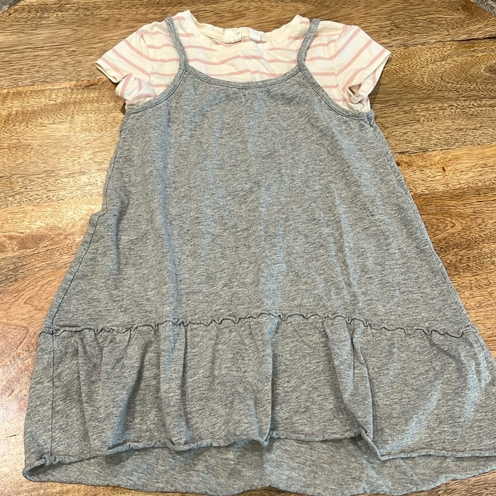 The sweetest easy care dress